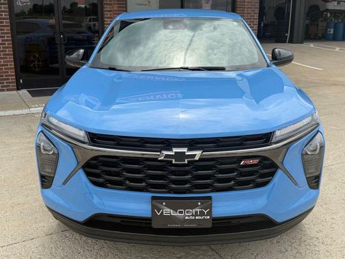 Fountain Blue 2024 Chevrolet Trax FWD 1RS