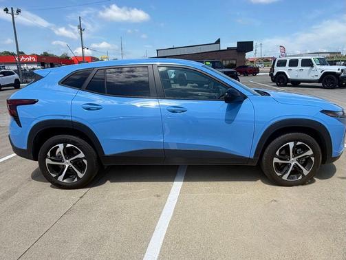 Fountain Blue 2024 Chevrolet Trax FWD 1RS