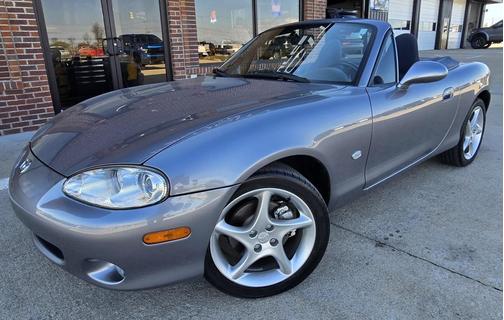 2003 Mazda MX-5 Miata Shinsen