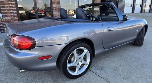 2003 Mazda MX-5 Miata Shinsen