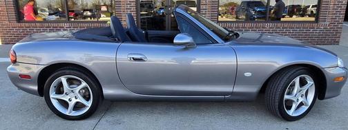 2003 Mazda MX-5 Miata Shinsen