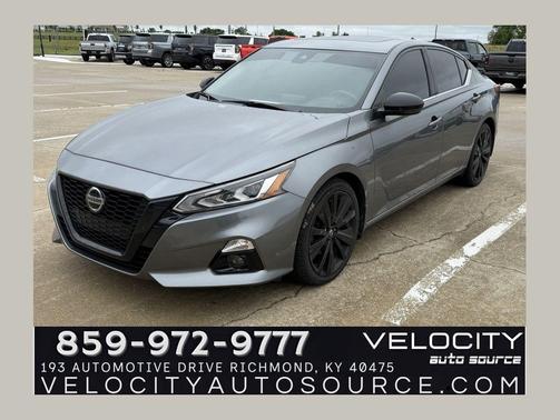 Gun Metallic 2022 Nissan Altima SR FWD