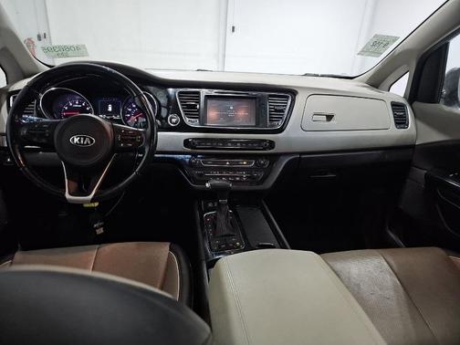 2018 Kia Sedona SX