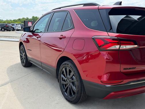 Radiant Red Tintcoat 2023 Chevrolet Equinox AWD RS