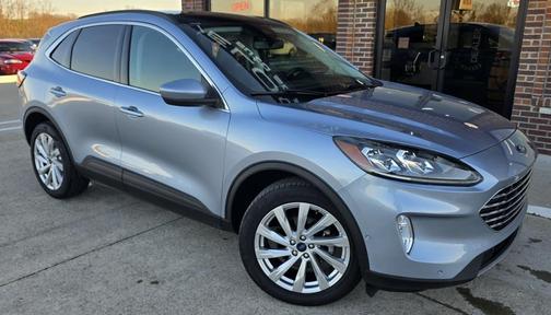 2022 Ford Escape Titanium