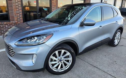 2022 Ford Escape Titanium