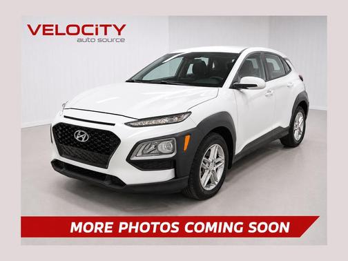 Chalk White 2018 Hyundai KONA SE
