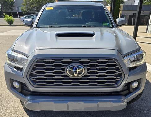 2020 Toyota Tacoma TRD Sport