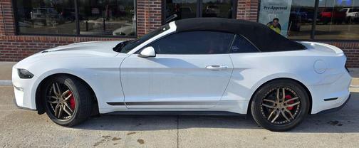 2020 Ford Mustang EcoBoost Premium