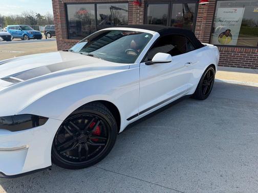 2020 Ford Mustang EcoBoost Premium