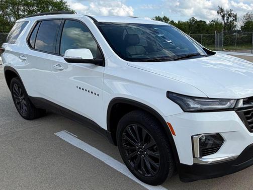 Summit White 2020 Chevrolet Traverse RS