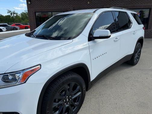 Summit White 2020 Chevrolet Traverse RS