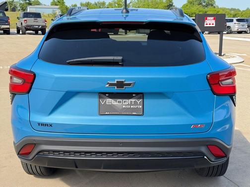 Marina Blue Metallic 2025 Chevrolet Trax FWD 2RS