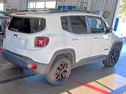 2023 Jeep Renegade Altitude