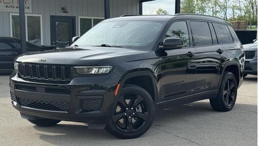 Diamond Black Crystal Pearlcoat 2022 Jeep Grand Cherokee L Altitude