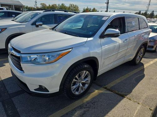 2016 Toyota Highlander LE