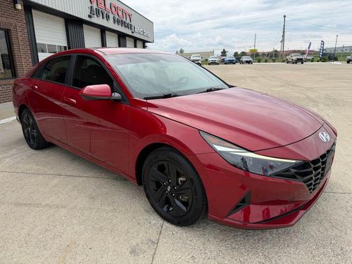 Scarlet Red Pearl 2023 Hyundai ELANTRA SEL
