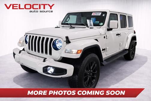 Bright White Clearcoat 2023 Jeep Wrangler 4-Door High Altitude 4x4