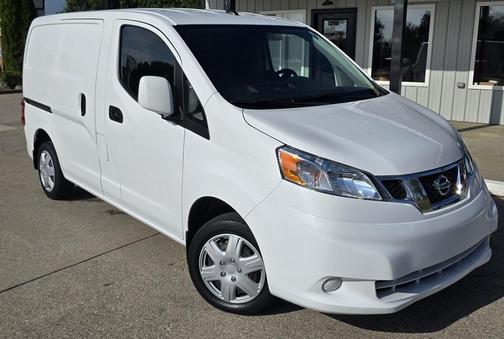 2020 Nissan NV200 SV