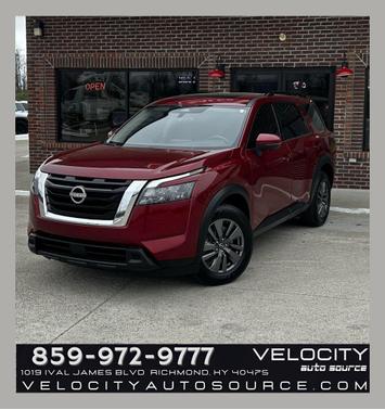 Scarlet 2024 Nissan Pathfinder SV 4WD SUV