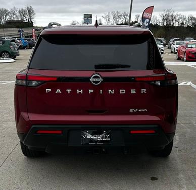 2024 Nissan Pathfinder SV 4WD