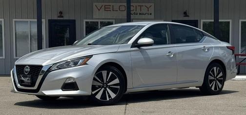 2022 Nissan Altima 2.5 SV