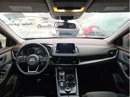 2022 Nissan Rogue SV