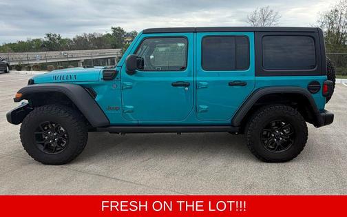 Bikini Pearl Coat 2024 Jeep Wrangler 4xe Willys