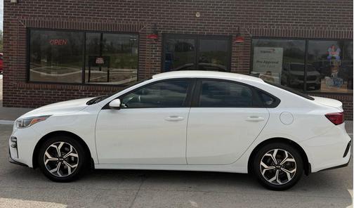 Clear White 2019 Kia Forte LXS