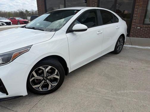 Clear White 2019 Kia Forte LXS