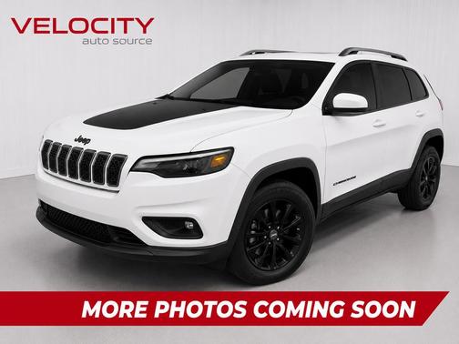Bright White Clearcoat 2019 Jeep Cherokee Latitude