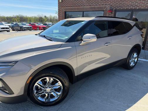 Pewter Metallic 2021 Chevrolet Blazer 3LT