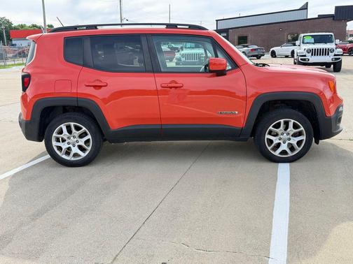 Omaha Orange 2017 Jeep Renegade Latitude