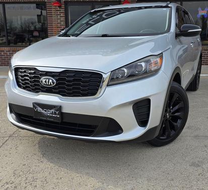 2019 Kia Sorento S