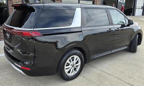 2022 Kia Carnival LXS