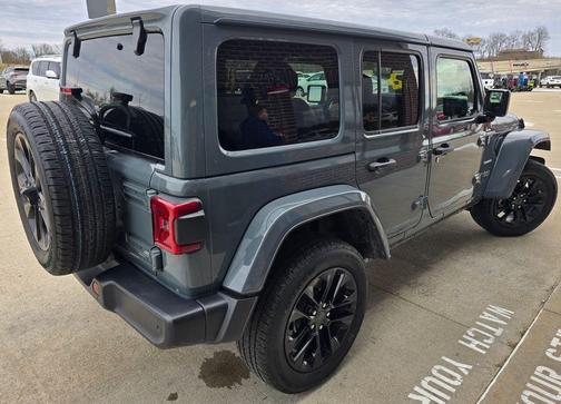 2024 Jeep Wrangler 4xe Sahara