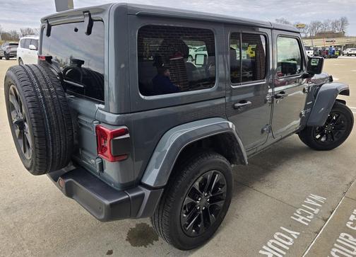 2024 Jeep Wrangler 4xe Sahara