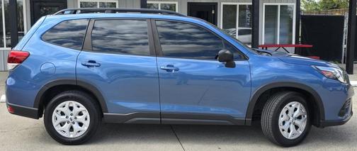 2022 Subaru Forester Base