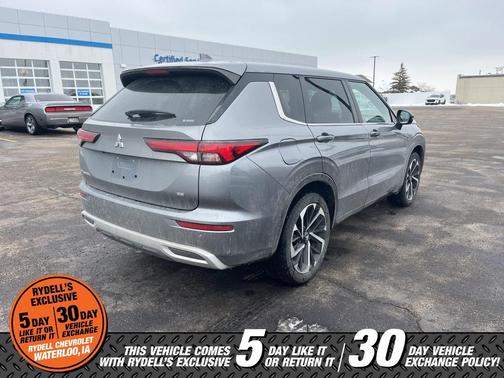 2023 Mitsubishi Outlander 