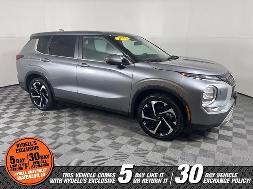 2023 Mitsubishi Outlander SE