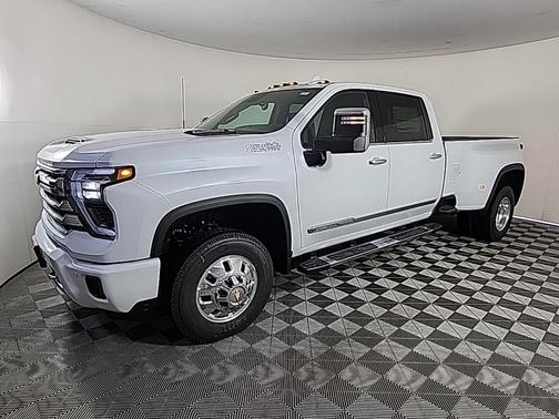 2026 Chevrolet Silverado 3500 High Country