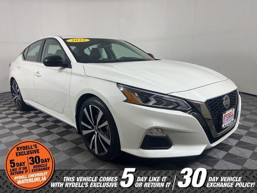 2022 Nissan Altima 2.5 SR