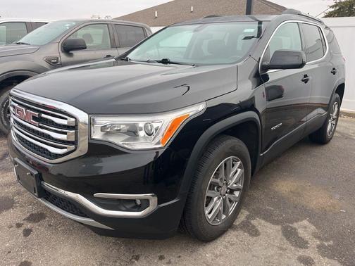 2018 GMC Acadia SLE-2