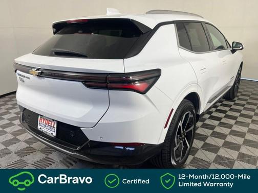 Summit White 2024 Chevrolet Equinox EV LT