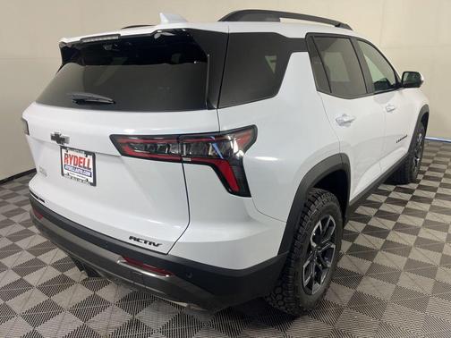 Polar White 2026 Chevrolet Equinox ACTIV