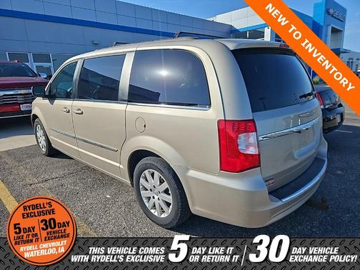 2015 Chrysler Town & Country Touring