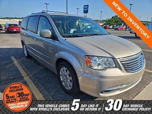 2015 Chrysler Town & Country Touring