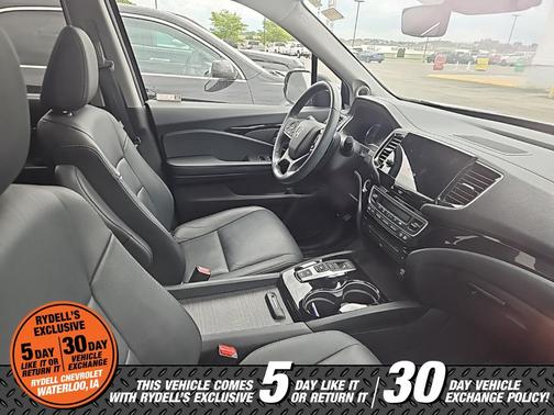 2022 Honda Pilot Touring 7-Passenger