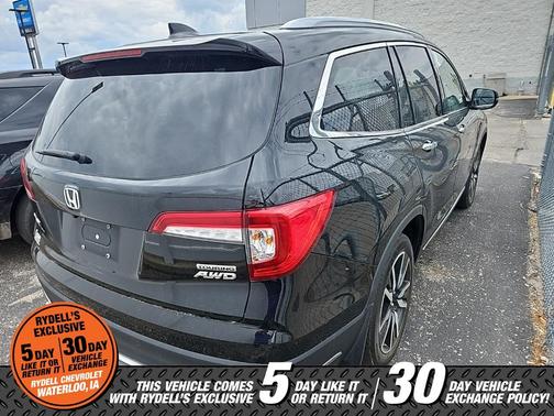 2022 Honda Pilot Touring 7-Passenger