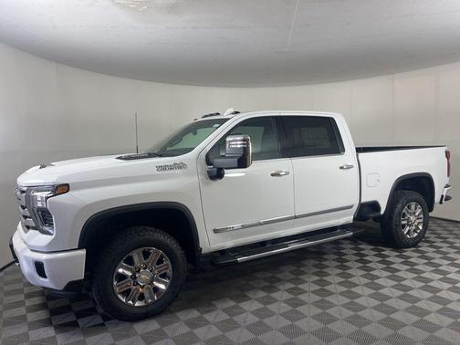 Summit White 2026 Chevrolet Silverado 2500 High Country